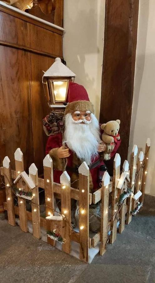 אדסה Hagiati Guesthouse מראה חיצוני תמונה