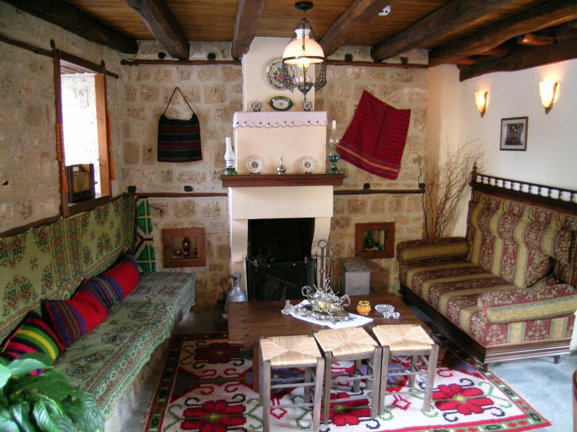אדסה Hagiati Guesthouse מראה חיצוני תמונה
