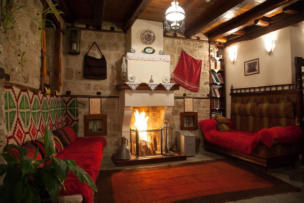 אדסה Hagiati Guesthouse מראה חיצוני תמונה