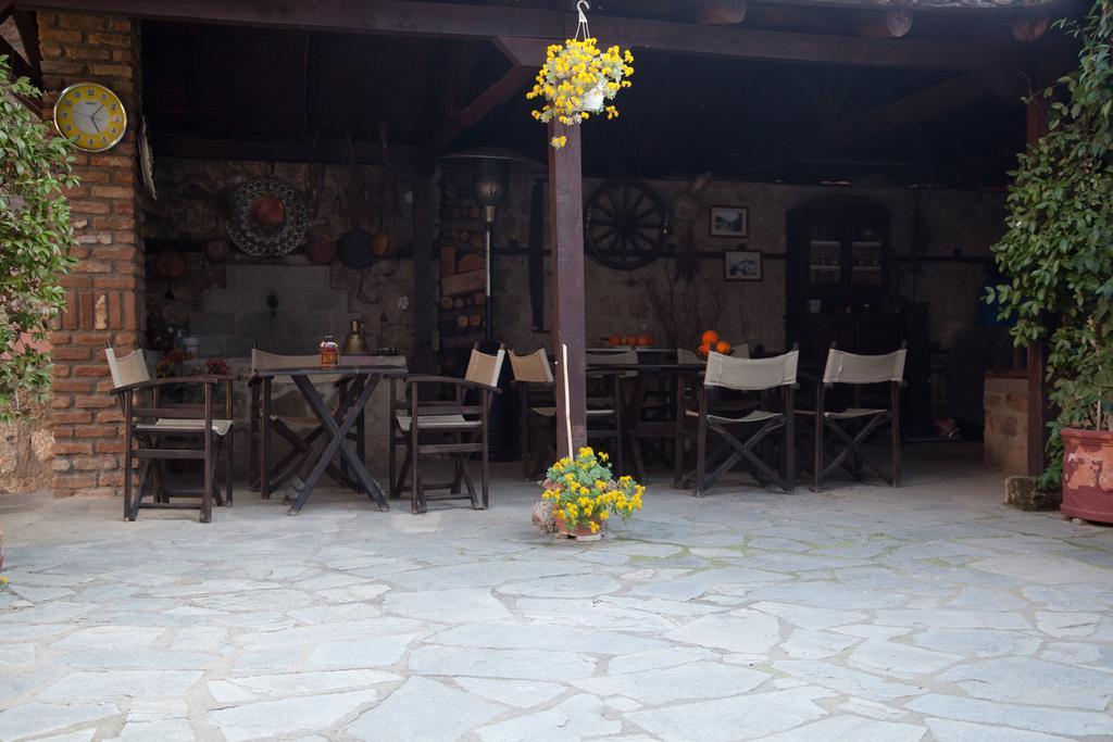 אדסה Hagiati Guesthouse מראה חיצוני תמונה