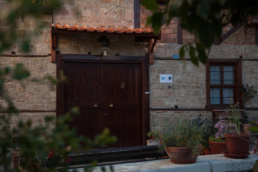 אדסה Hagiati Guesthouse מראה חיצוני תמונה