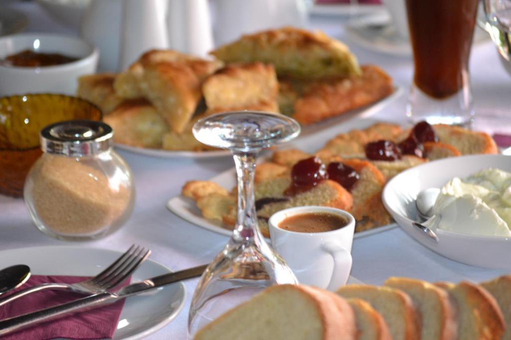 אדסה Hagiati Guesthouse מראה חיצוני תמונה