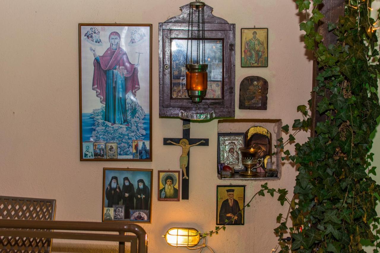 אדסה Hagiati Guesthouse מראה חיצוני תמונה