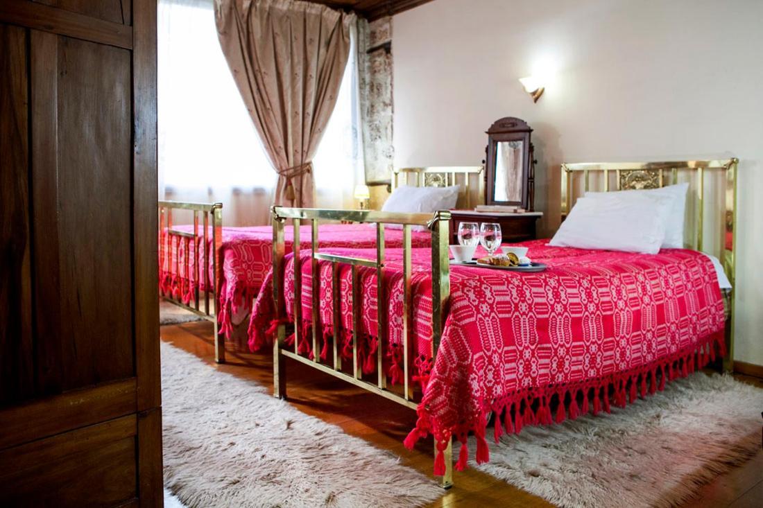 אדסה Hagiati Guesthouse מראה חיצוני תמונה
